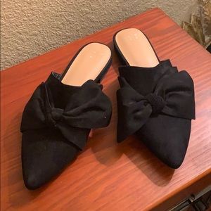 Black Bow Mules
